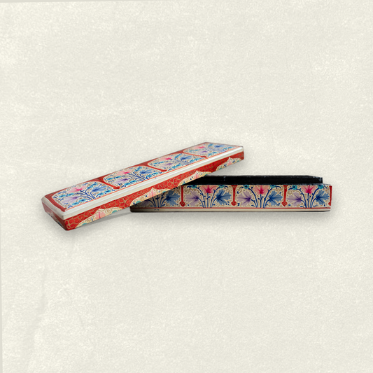 Miniature Motif Box